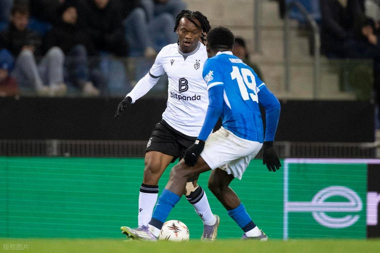 包含冲刺阶段突围战来临，巴塞罗那围绕欧联主帅复盘，压力陡增，资深球员宣示担当的词条乐鱼体育官网入口